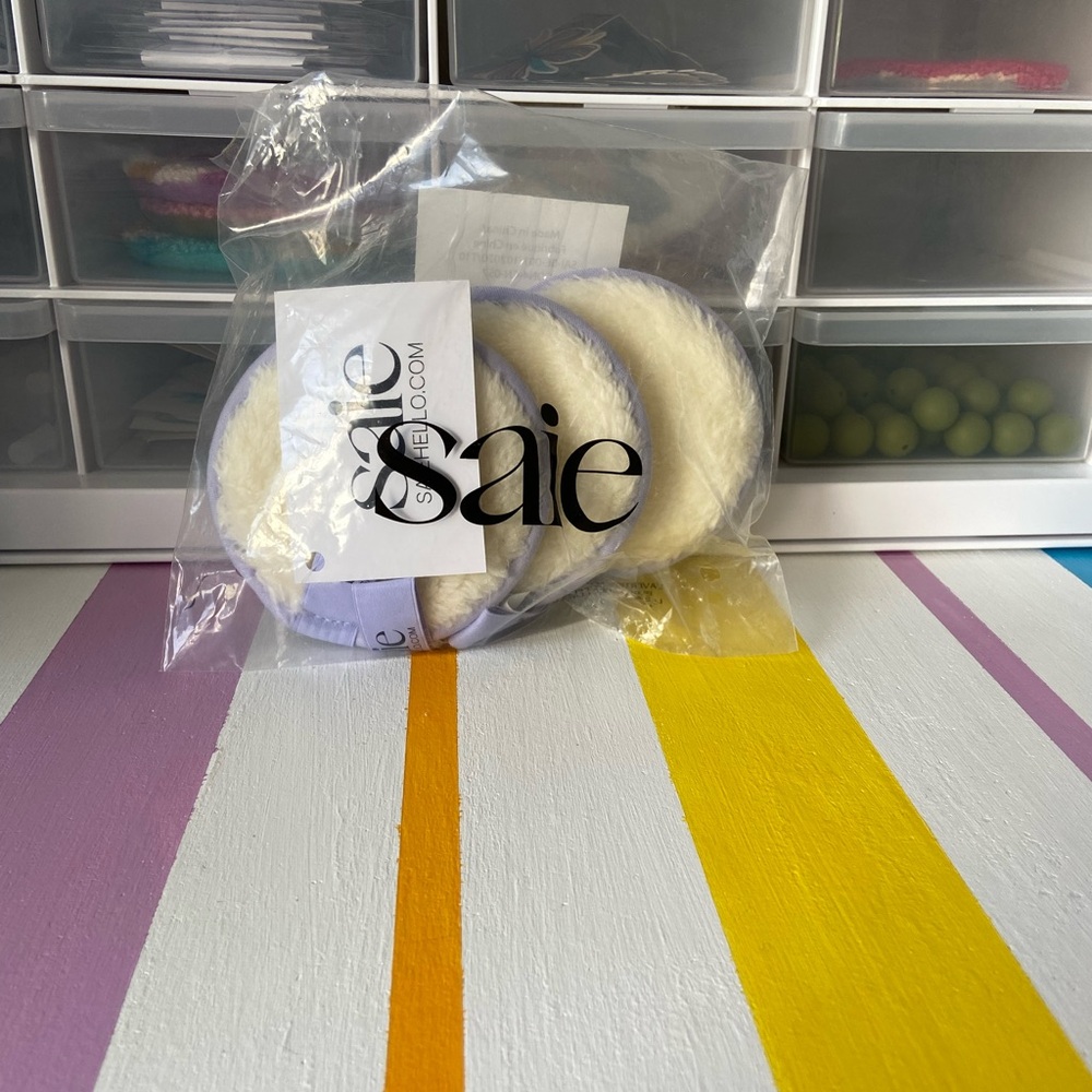 Saie make up pads